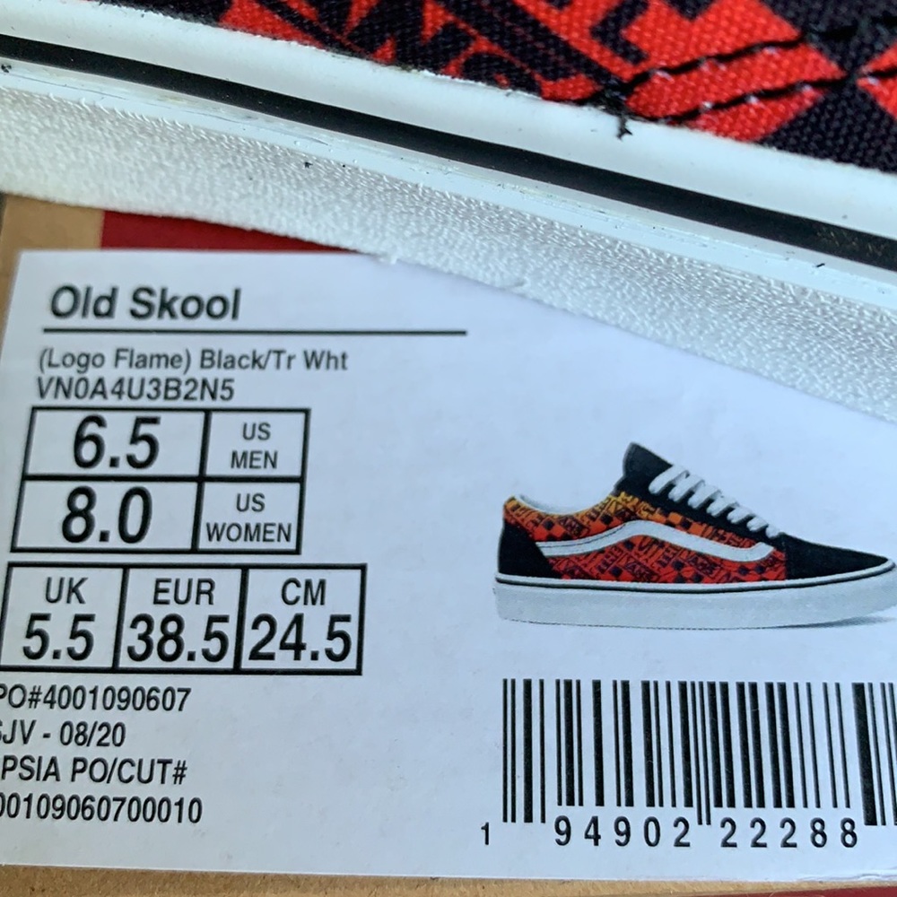 VANS OLD SKOOL LOGO FLAME BLACK/TRUE WHITE WMNS - Picture 14 of 14